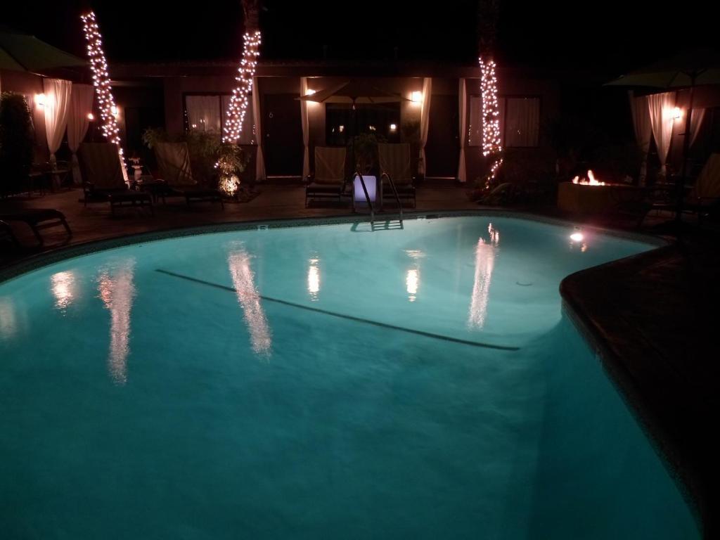 Avanti Hotel Palm Springs Buitenkant foto